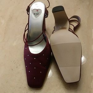 Evening shoes